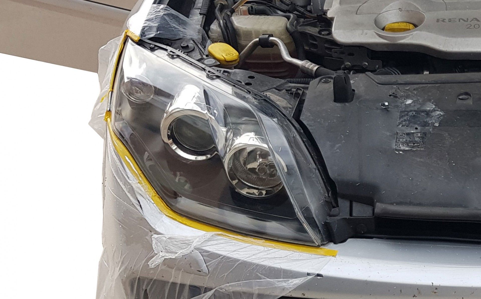 VEHICLE HEADLIGHT RESTORATION KIT
