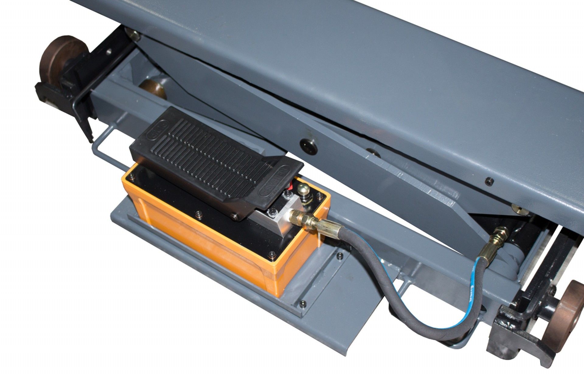 2TON ROLLING JACK 4 COLUMNS LIFT