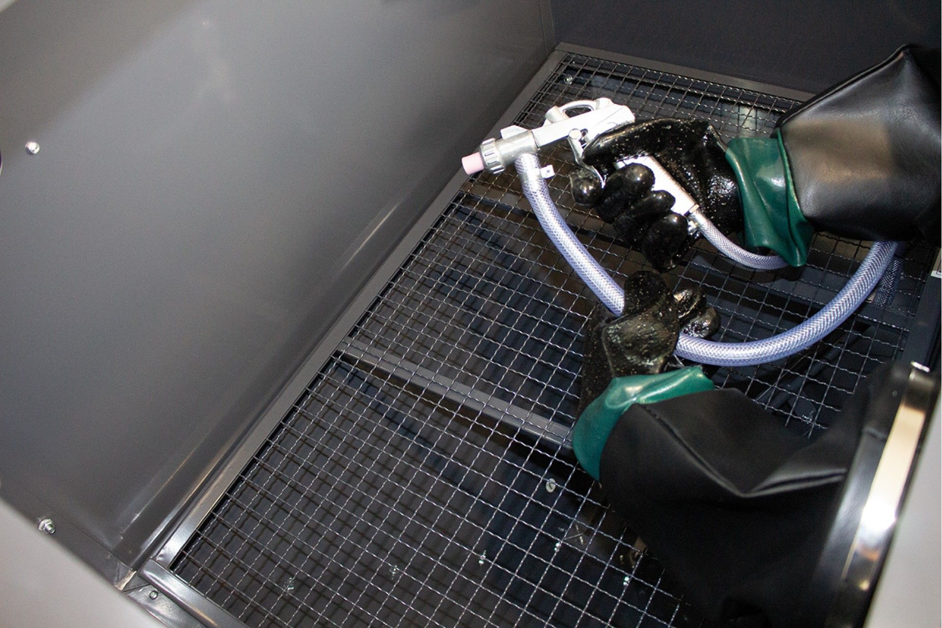 CABINA CHORREADORA DE ARENA 220L