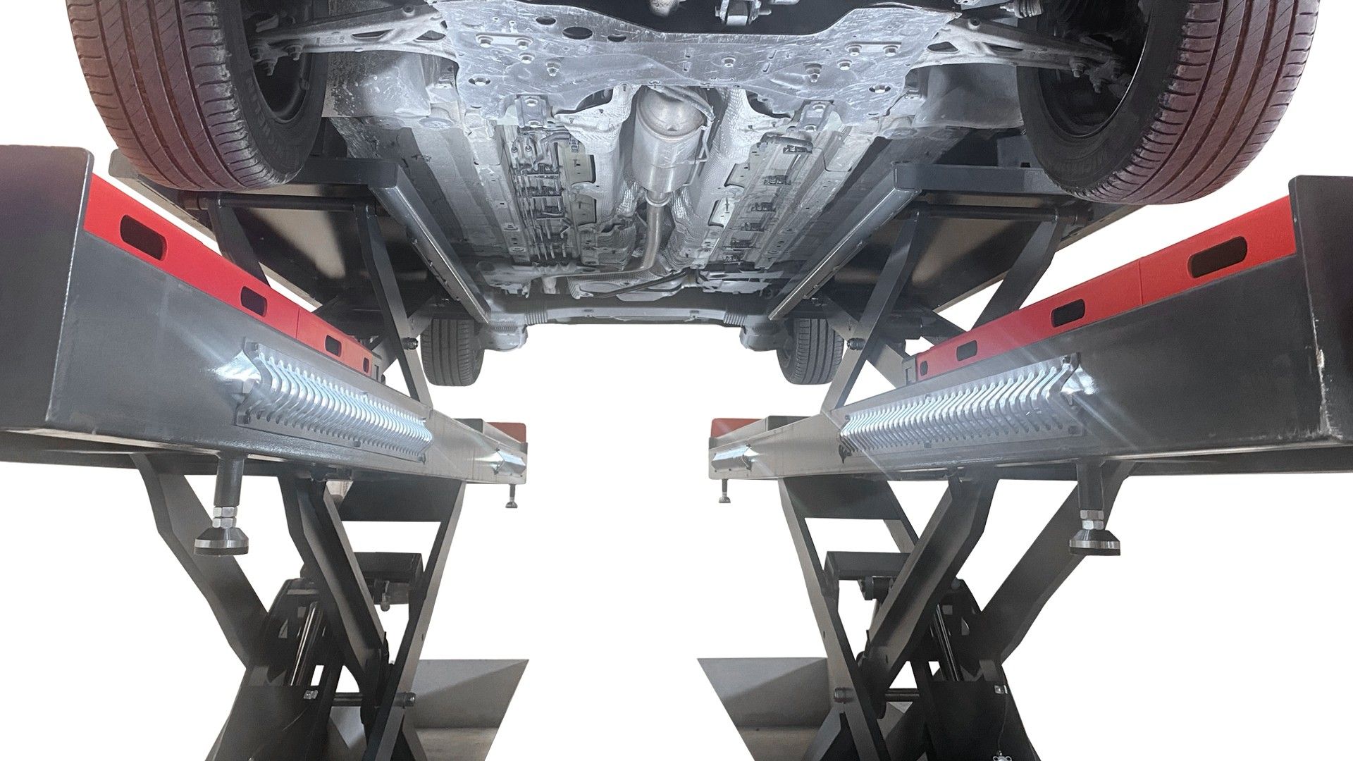 5,5TON DOUBLE SCISSOR LIFT FOR ALIGNMENT W/ LED