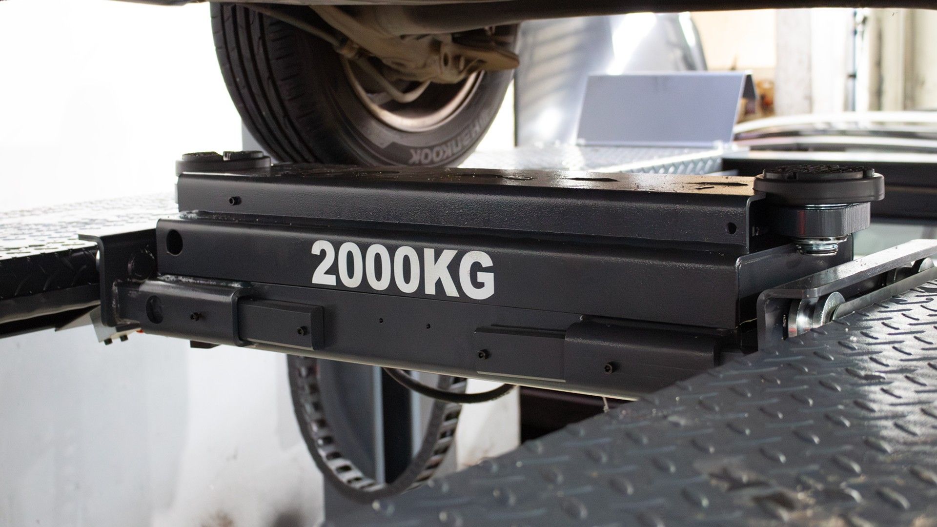 2TON ROLLING JACK 4 COLUMNS LIFT