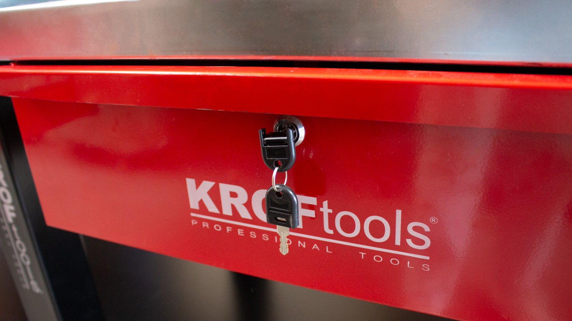 ÉTABLI 2MT AVEC 2 TIROIRS